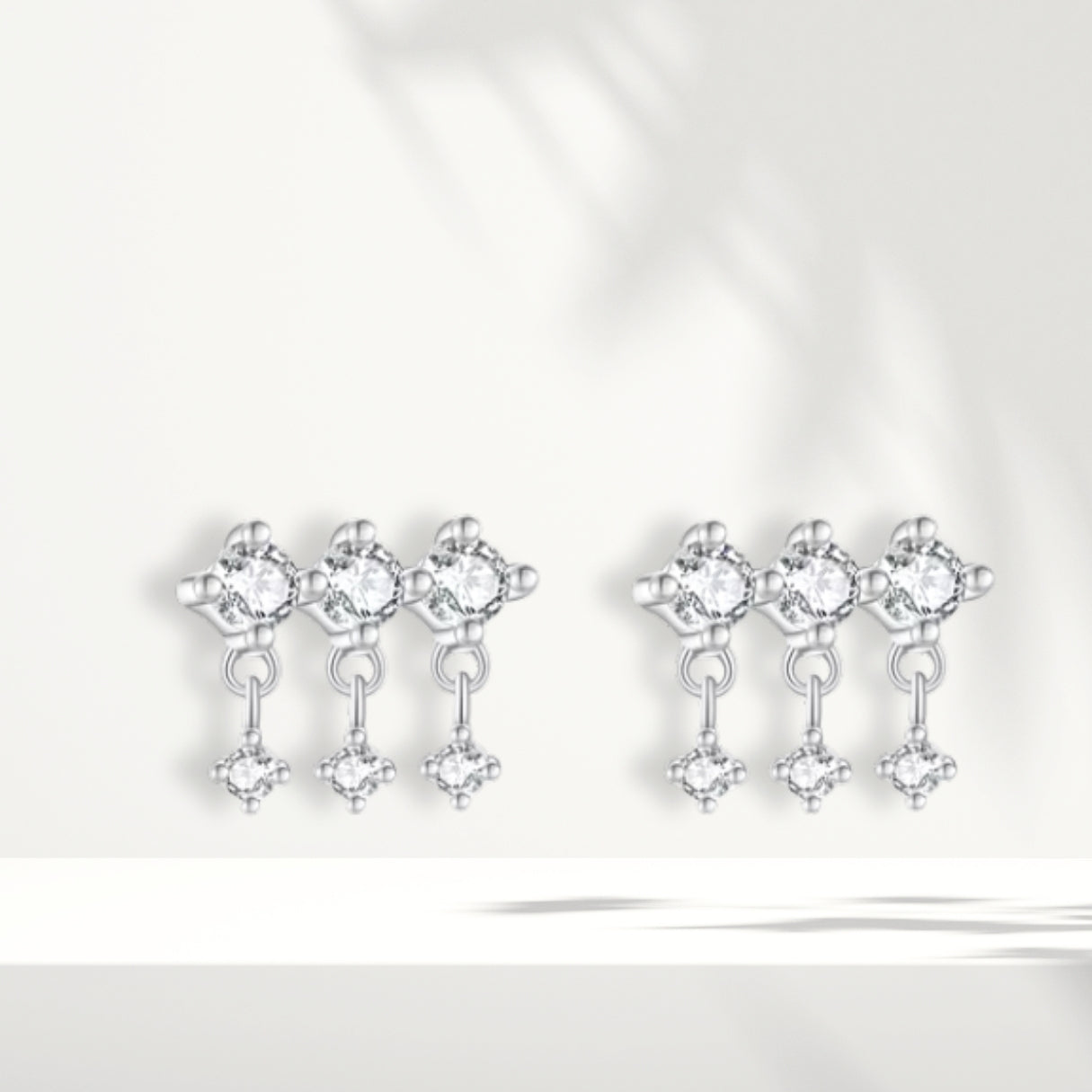 Orecchini in argento bianco